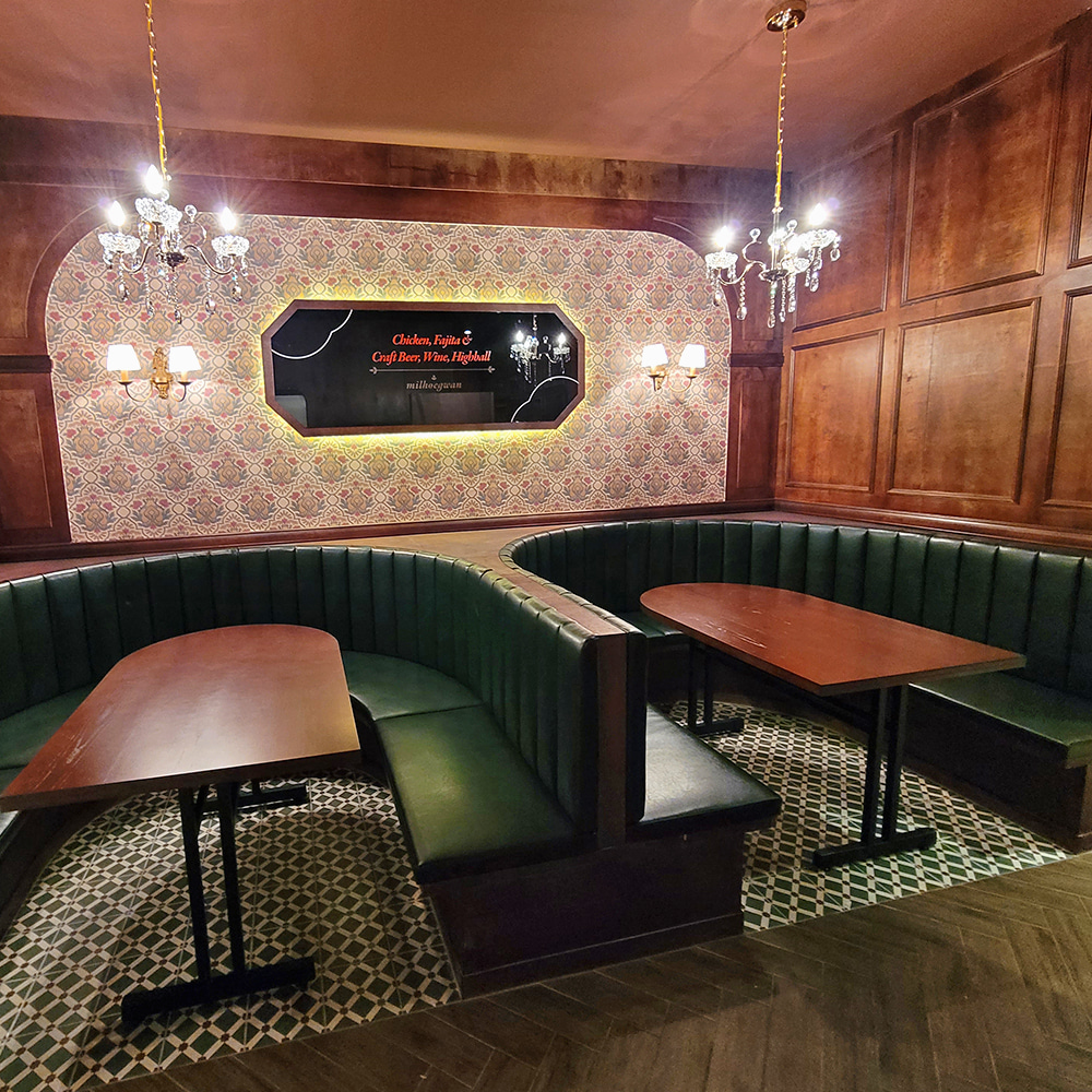 밀회관,밀회관포항초곡점,포항밀회관,밀회관가구,호프집가구,호프집의자,호프집테이블,호프집붙박이소파,업소용붙박이소파,붙박이소파제작,업소용가구제작,밀회관창업,호프집창업,프렌차이즈가구,프렌차이즈창업