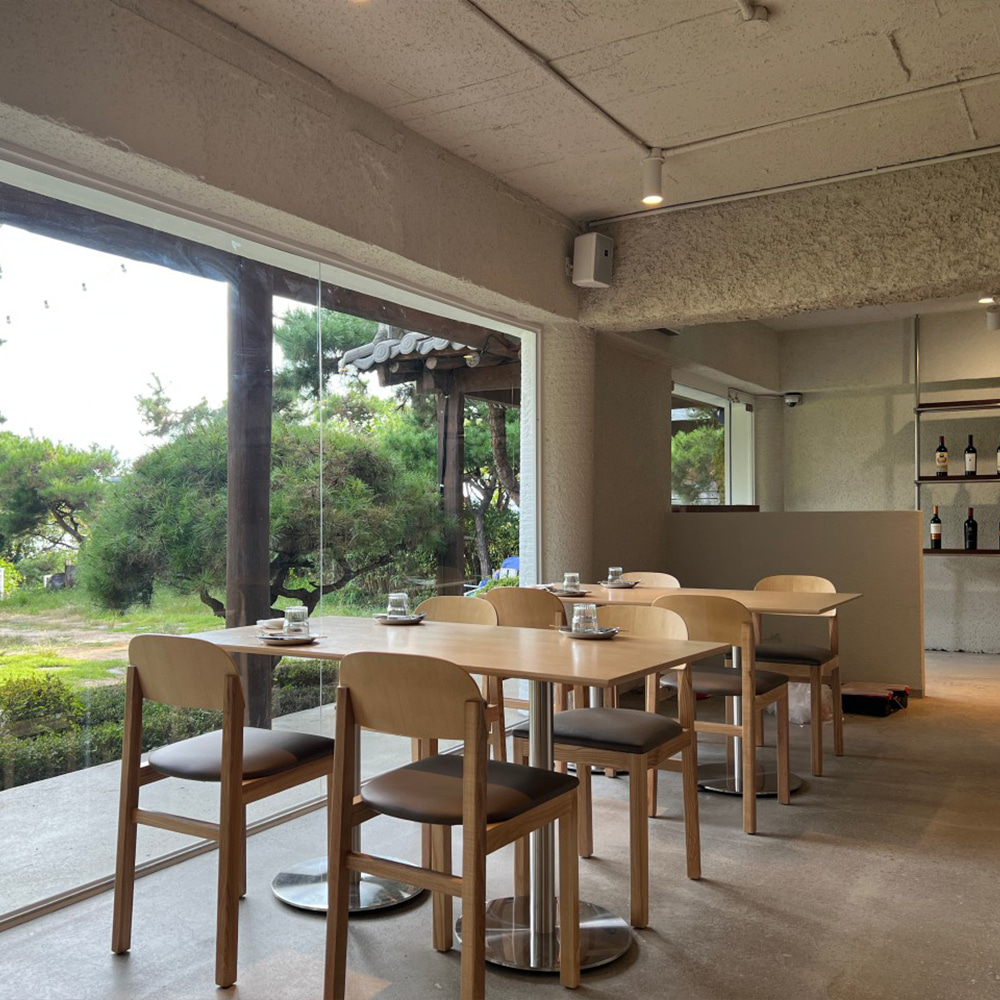 로마옥,로마옥수석점,로마옥가구,이탈리아레스토랑,레스토랑가구,고급식당가구,내추럴식당가구,식당인테리어,고급식당인테리어,레스토랑인테리어,프랜차이즈식당가구,프랜차이즈식당,창업준비,창업가구,식당의자,식당테이블,식당집기,식당가구제작,가구맞춤제작,맞춤가구제작,집기제작,식당테이블제작,테이블제작