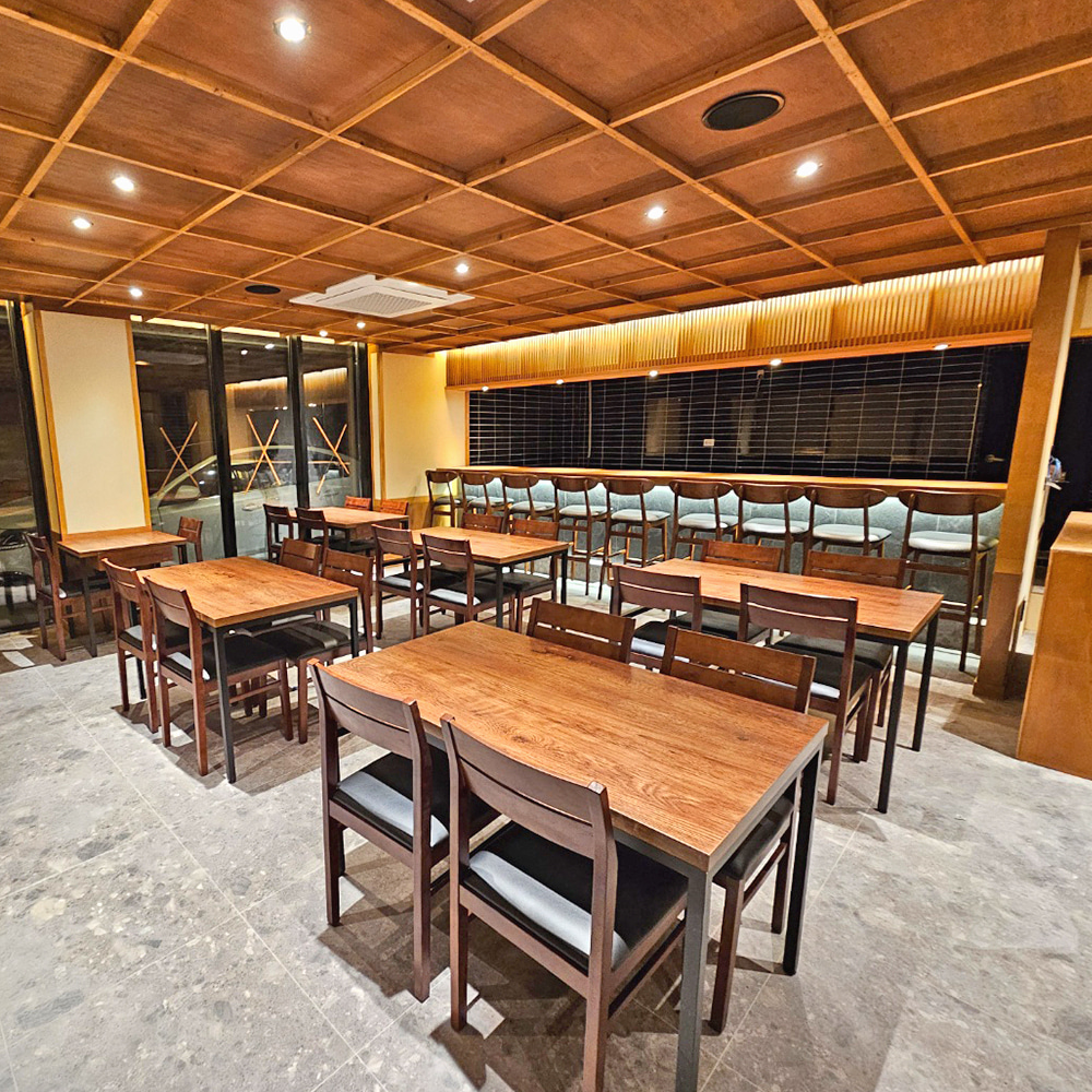 대전이자카야,이자카야가구,술집가구,호프집가구,식당가구,식당테이블,식당의자,식당바의자,원목인테리어